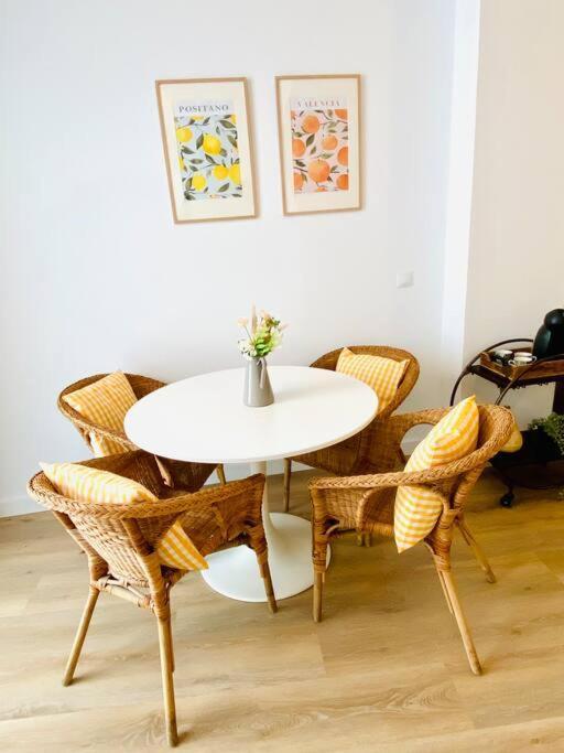 Appartamento Beautiful And Charming Loft In Russafa Soho Valenza Esterno foto