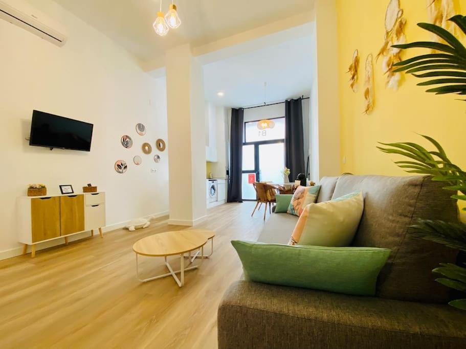 Appartamento Beautiful And Charming Loft In Russafa Soho Valenza Esterno foto